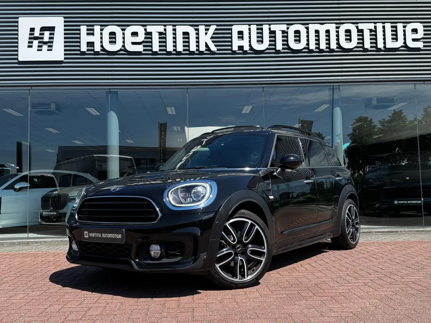 MINI Cooper Countryman Mini 1.5 Chili | JCW pakket | Pano | LED | Camera Schwarz - 1