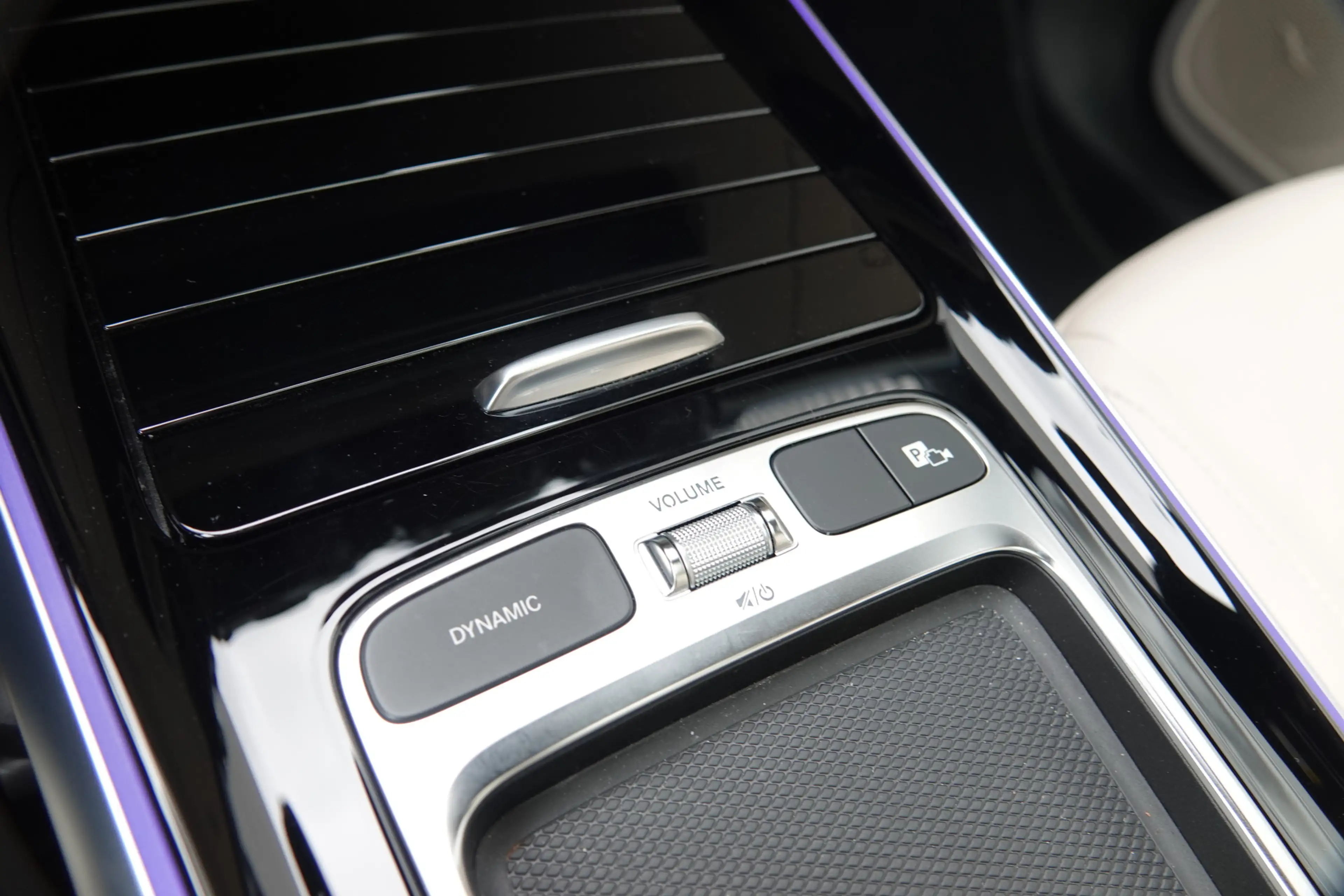 Mercedes-Benz EQB 250 250+ Luxury Line 71 kWh | Panoramadak | Distronic — photo 21