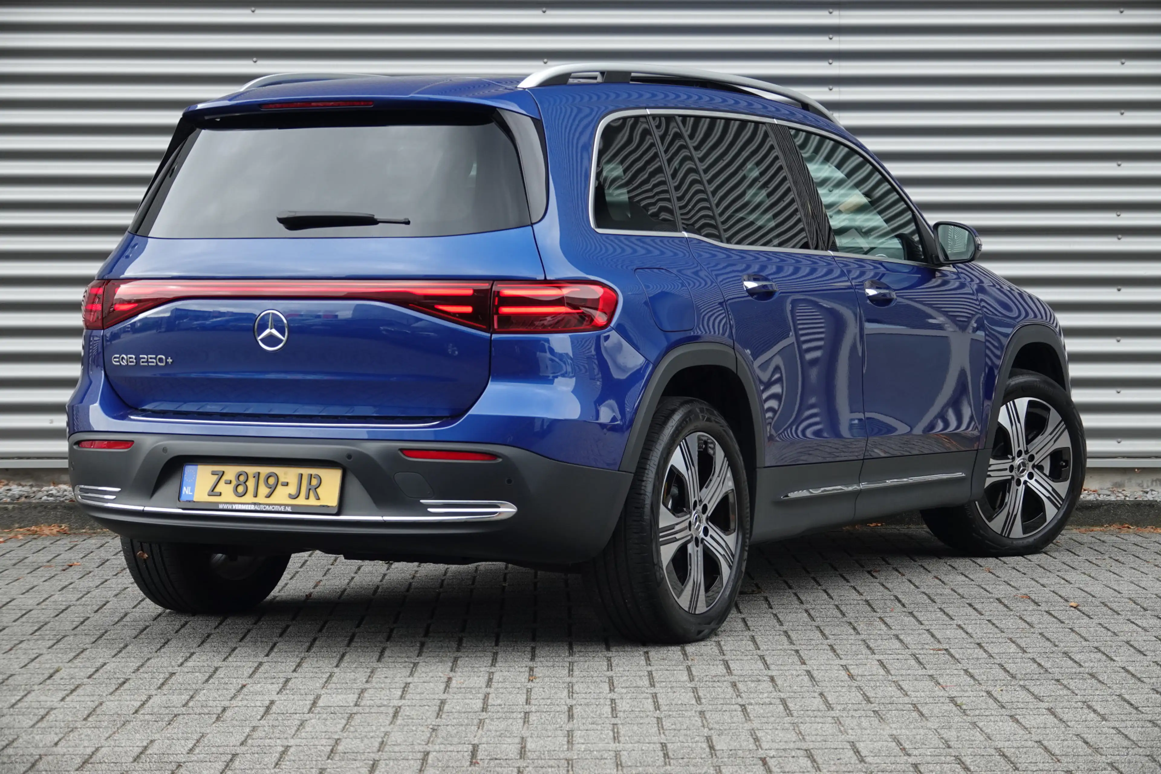 Mercedes-Benz EQB 250 250+ Luxury Line 71 kWh | Panoramadak | Distronic — photo 7