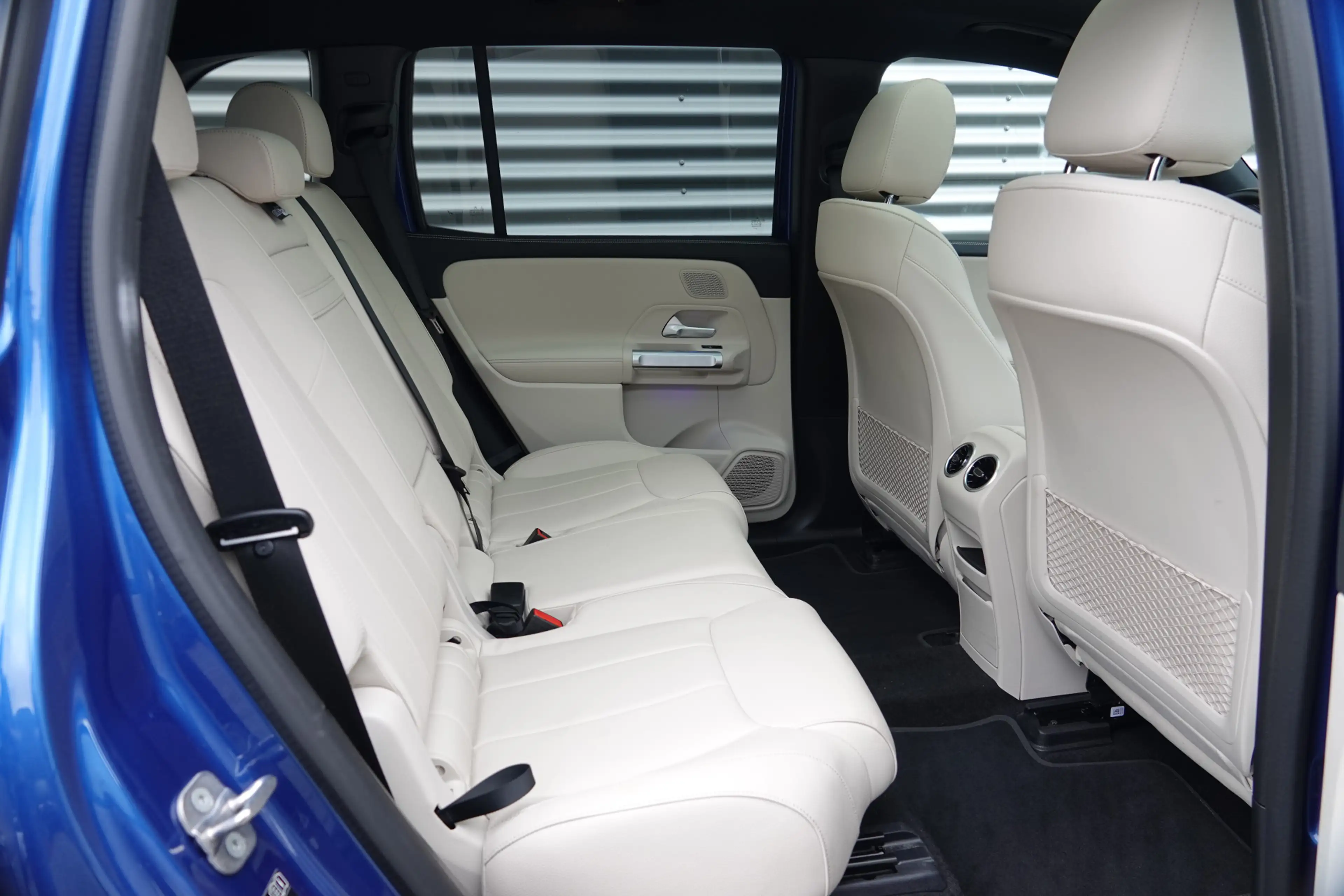 Mercedes-Benz EQB 250 250+ Luxury Line 71 kWh | Panoramadak | Distronic — photo 26