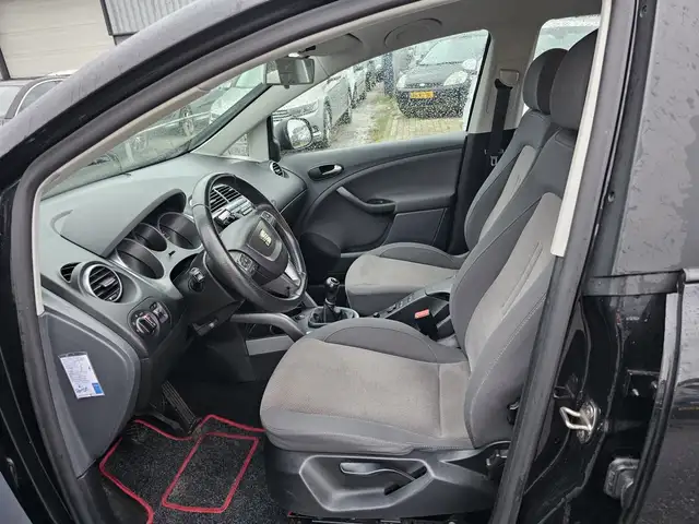 Seat Altea XL view 5