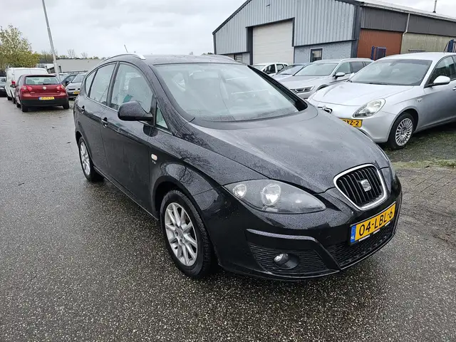 Seat Altea XL view 2