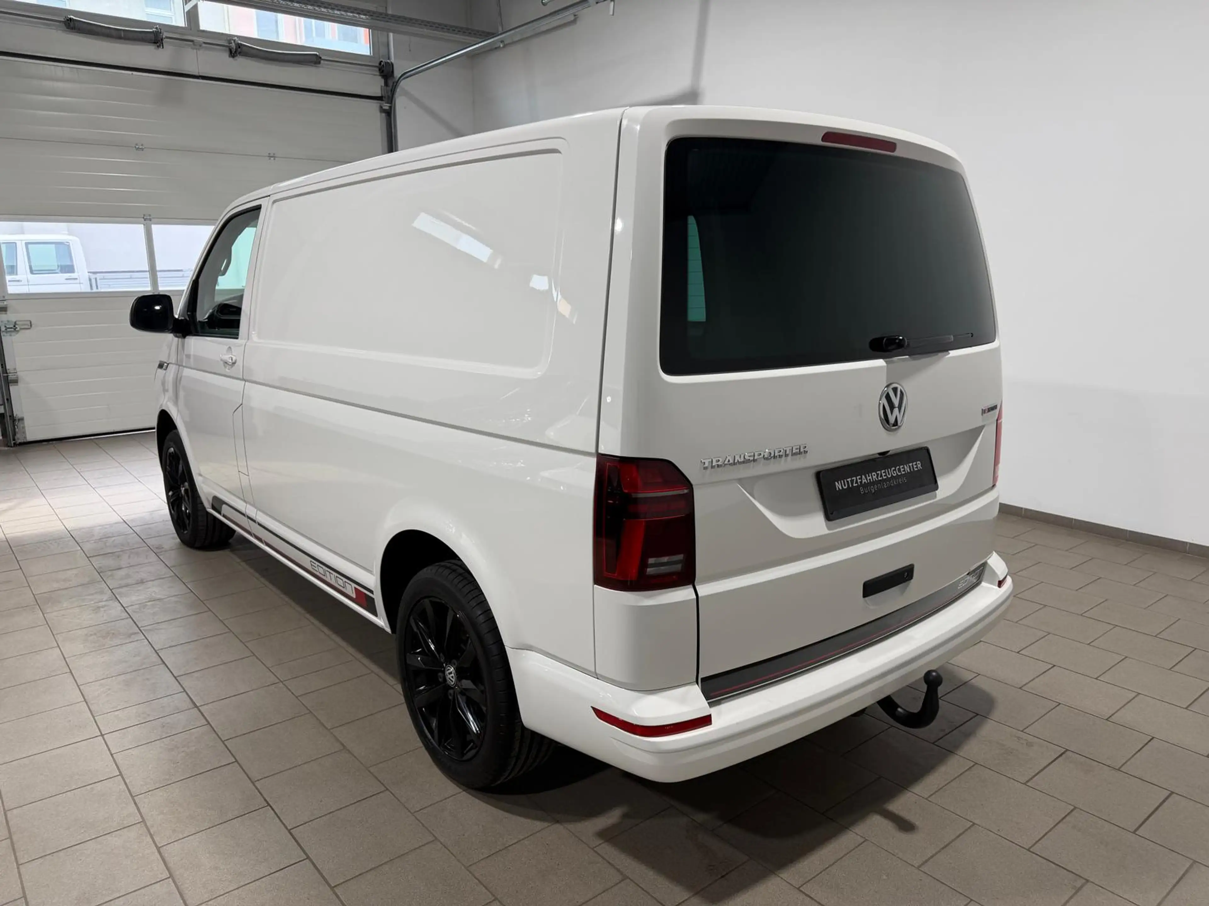 Volkswagen T6.1 Transporter Edition,kurz,4Motion,Navi,AHK — photo 4