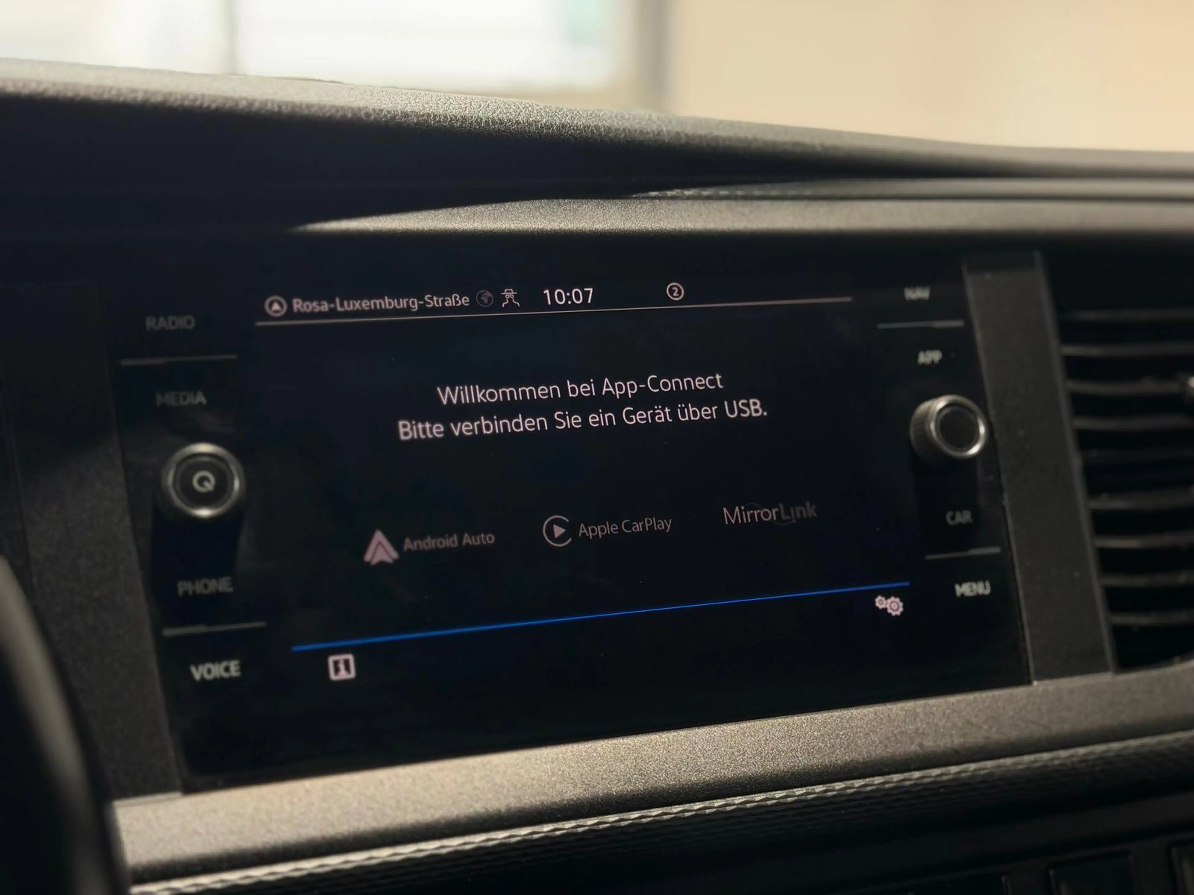 Volkswagen T6.1 Transporter Edition,kurz,4Motion,Navi,AHK — photo 16