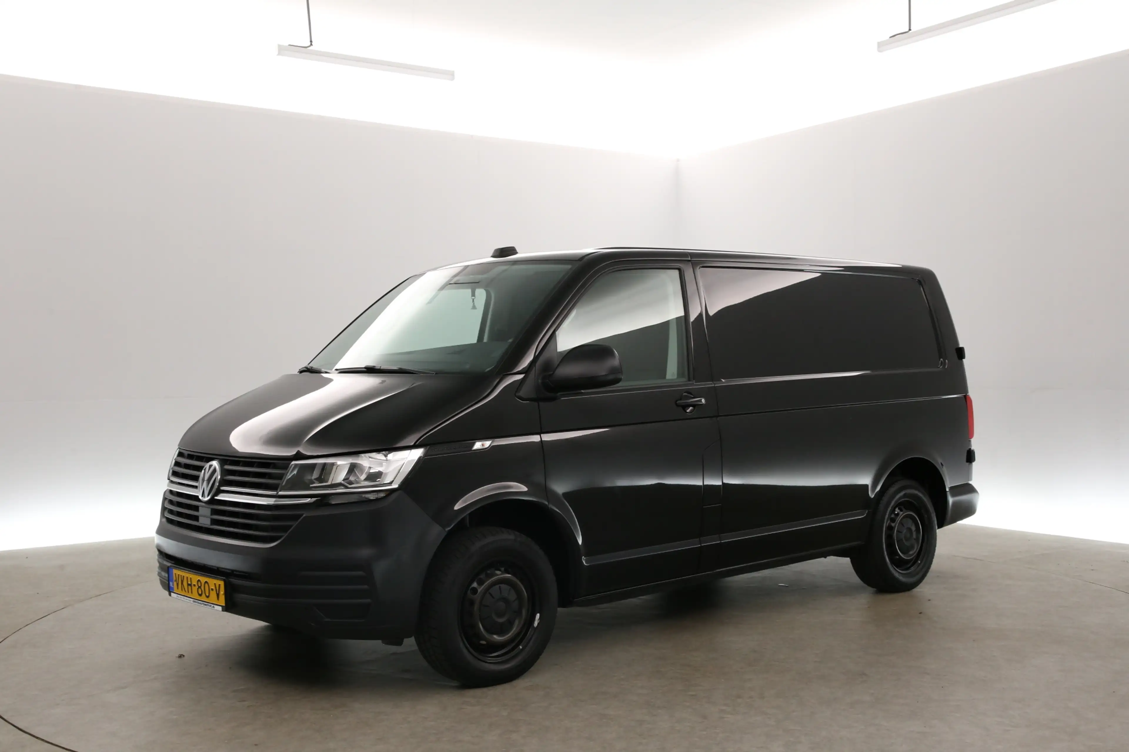 Volkswagen T6.1 Transporter 2.0 TDI L1H1 | Airco | Cruise | Carplay | Trekhaak — photo 8