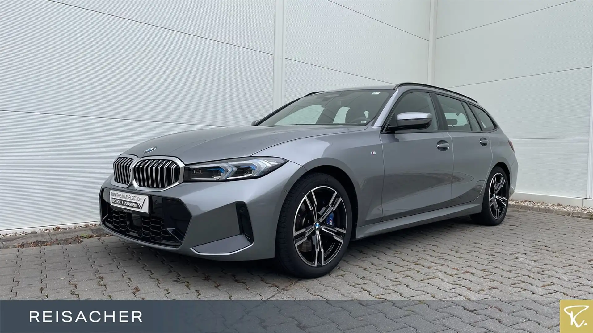 BMW 320 d xDrive Tou M Sport,AHK,DAPro.HuD,adLED,360° Grau - 1