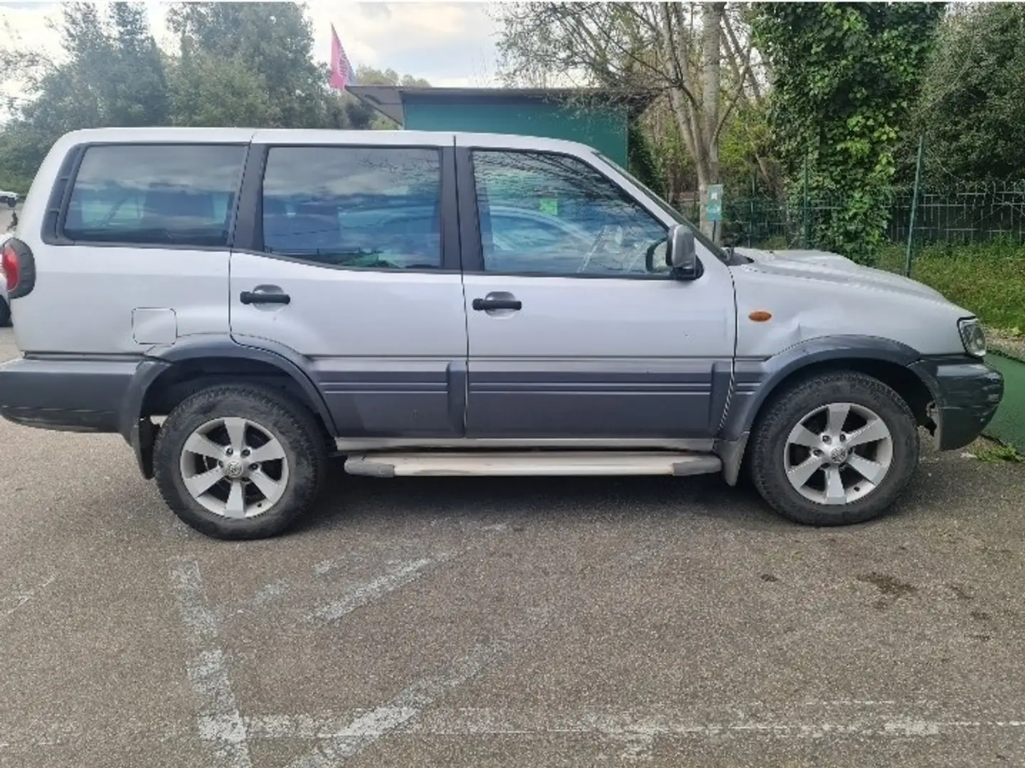 Nissan Terrano Super 5p 3.0 dd-ti - 2