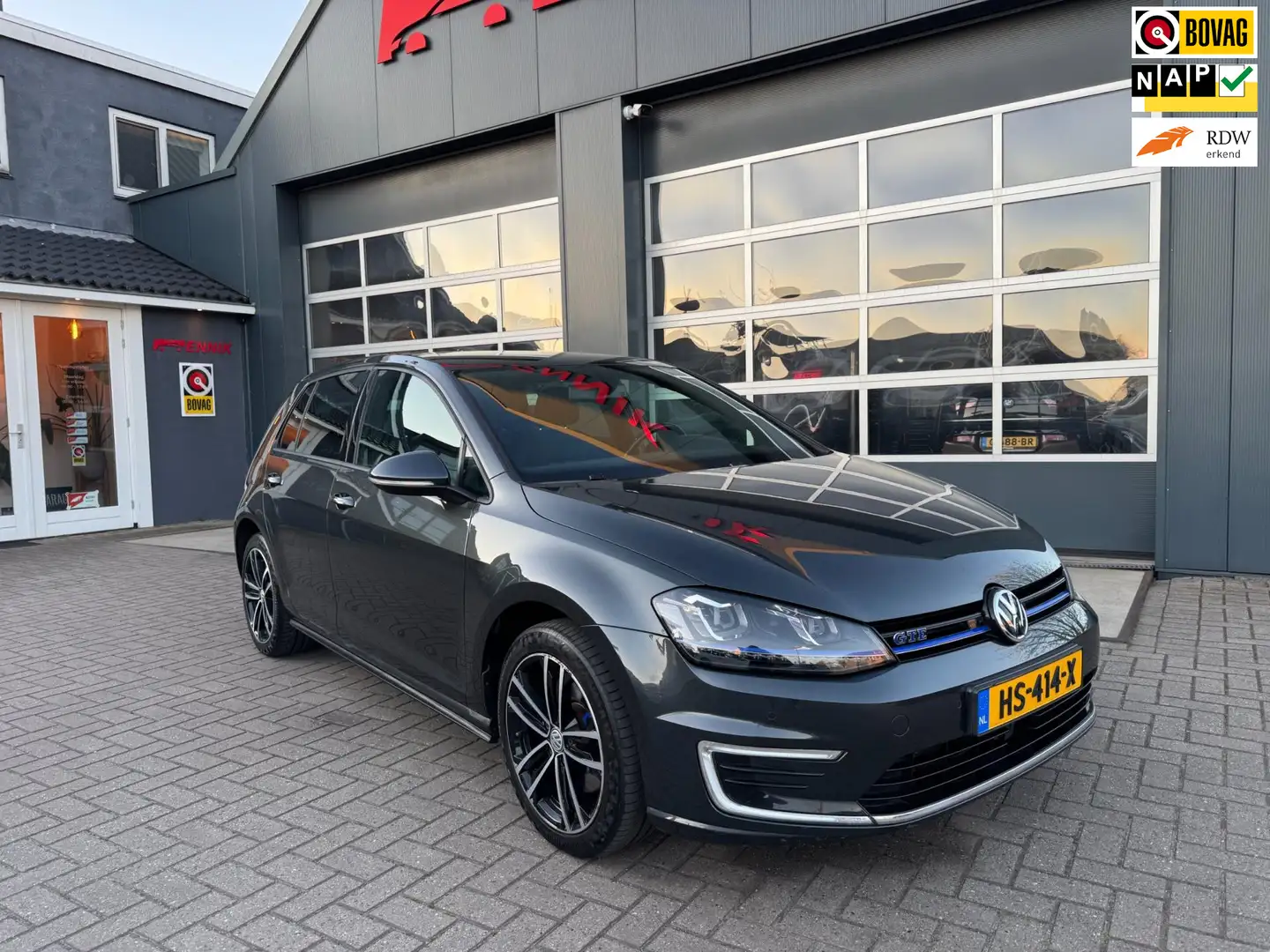 Volkswagen Golf GTE 1.4 TSI / ACC / Camera / Keyless / DAB / NL Auto m Gris - 1