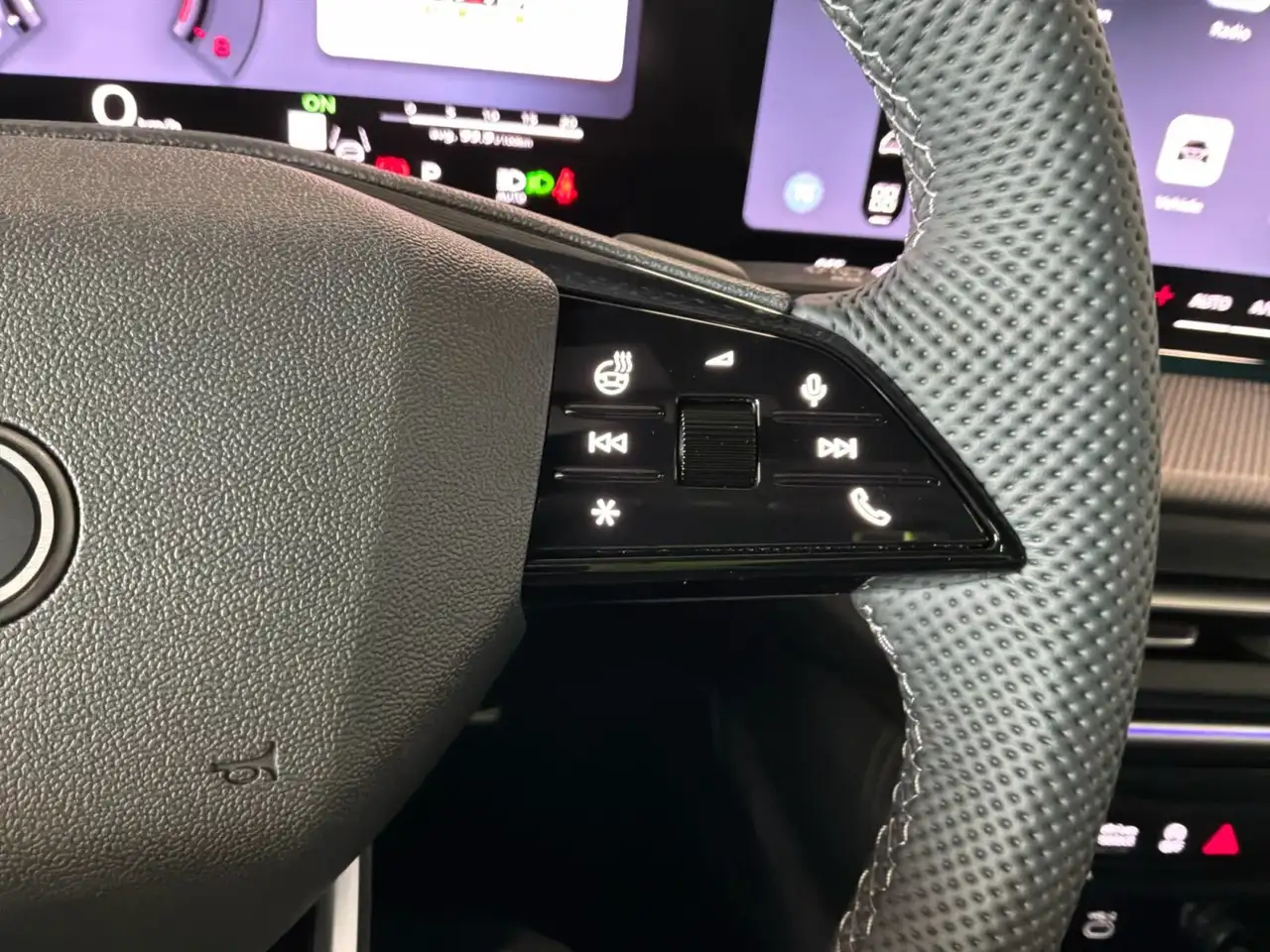 Audi SQ5 снимка Audi SQ5