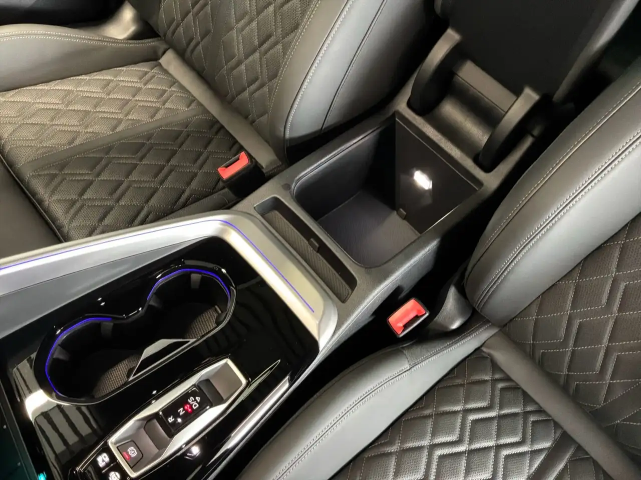 Audi SQ5 снимка Audi SQ5