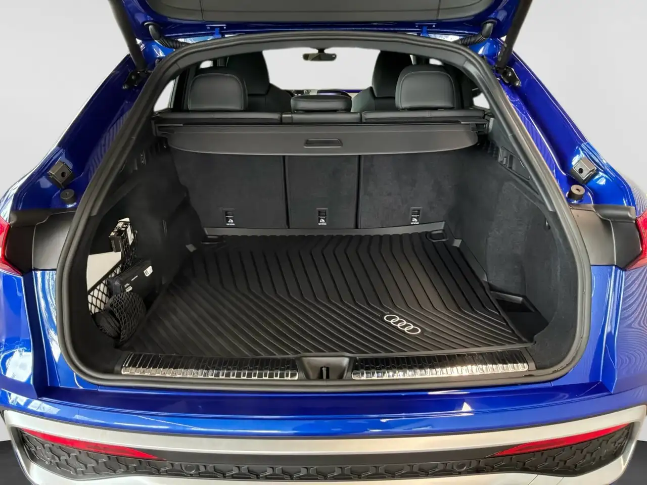 Audi SQ5 снимка Audi SQ5