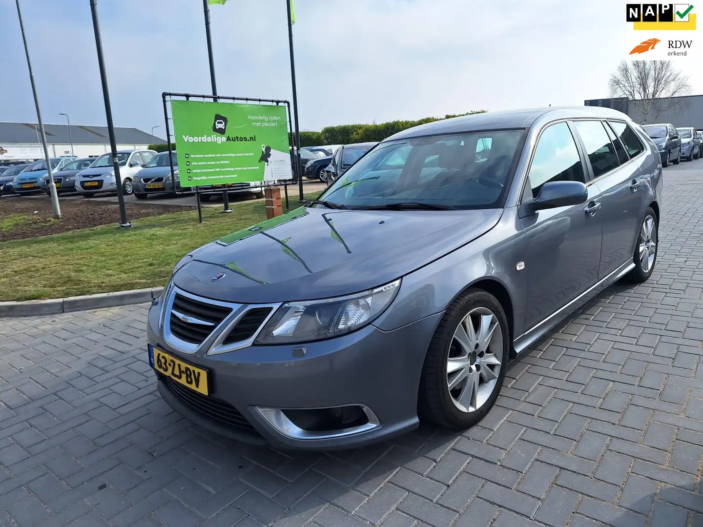 Saab 9-3 Sport Estate 1.9 TTiD Aero / Zeer nette auto / APK Grijs - 1