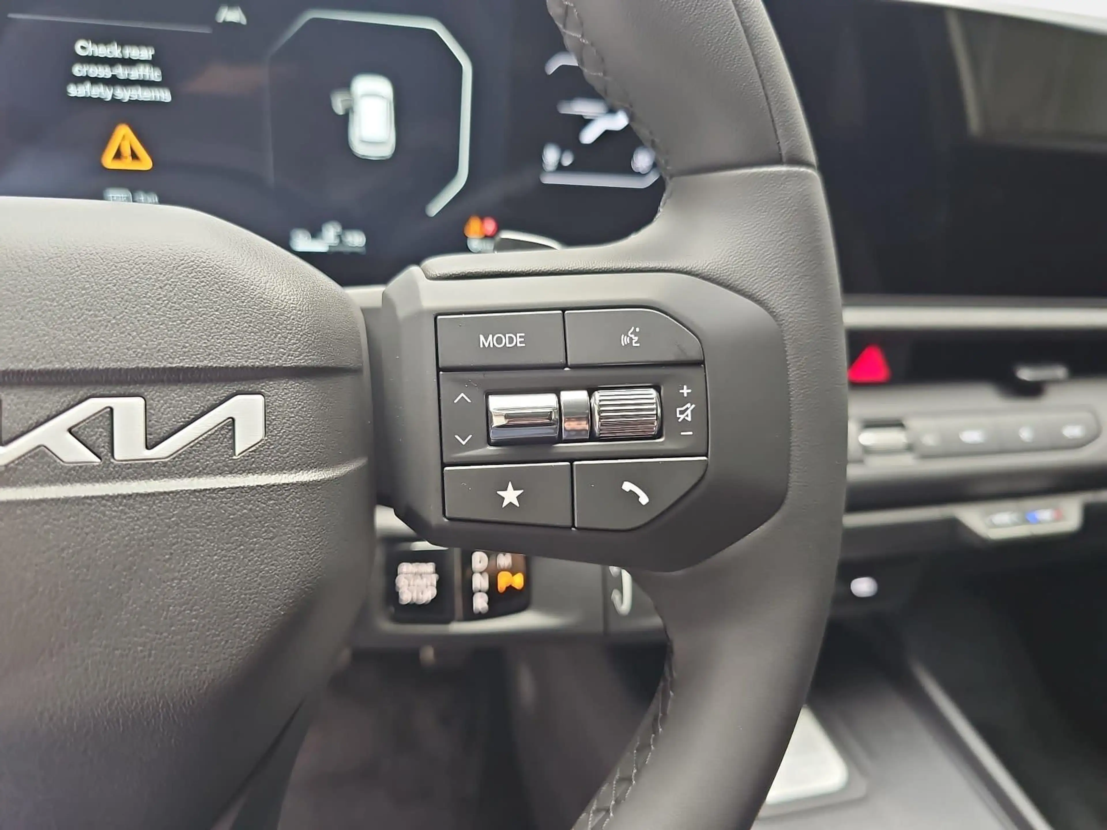 Kia Seltos SELTOS 1.6 T-GDI AWD DCT X-LINE MJ27 GLASDACH — photo 12
