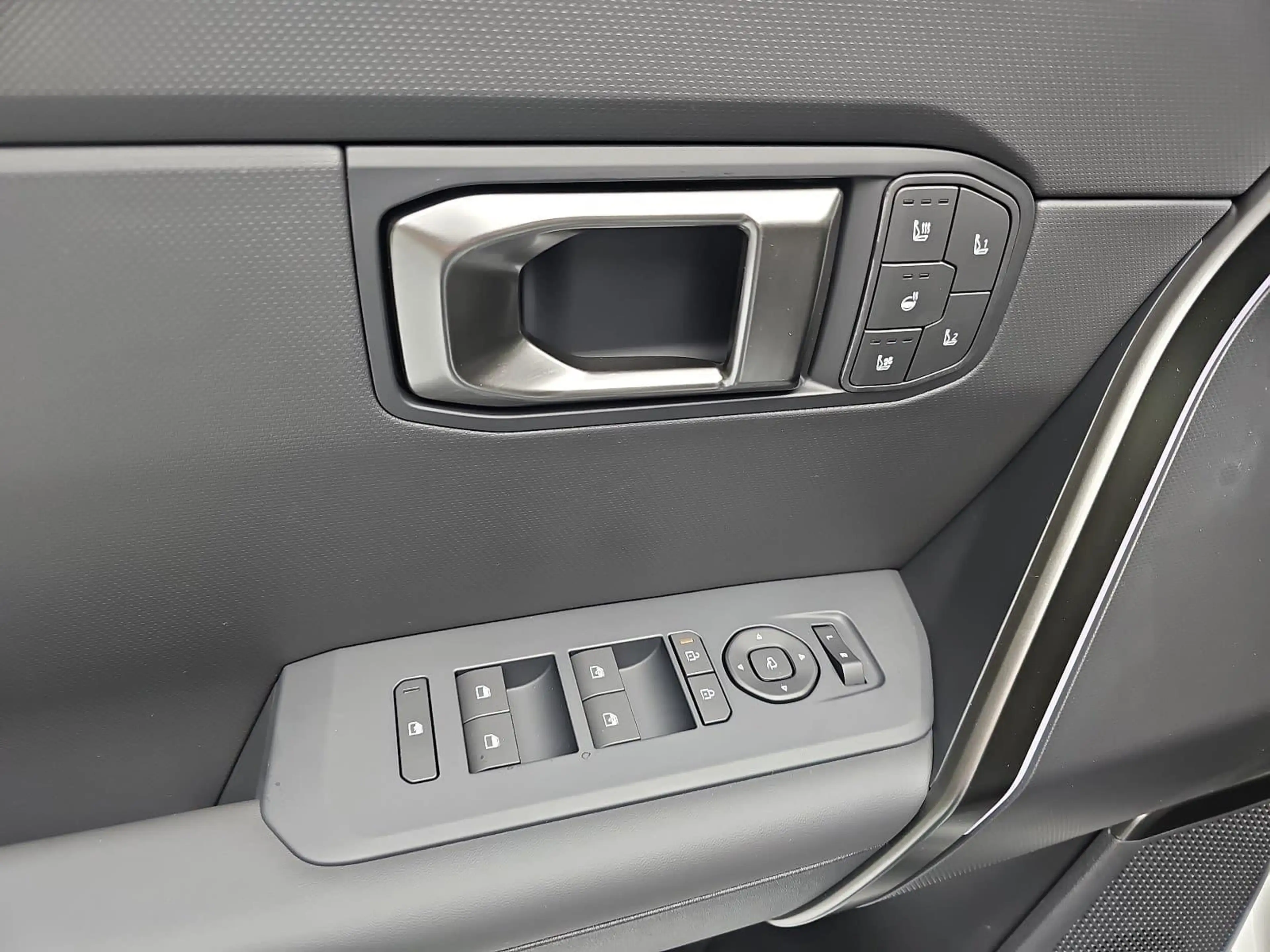 Kia Seltos SELTOS 1.6 T-GDI AWD DCT X-LINE MJ27 GLASDACH — photo 15