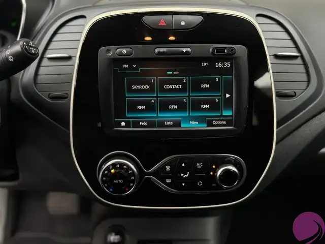 Renault Captur view 12