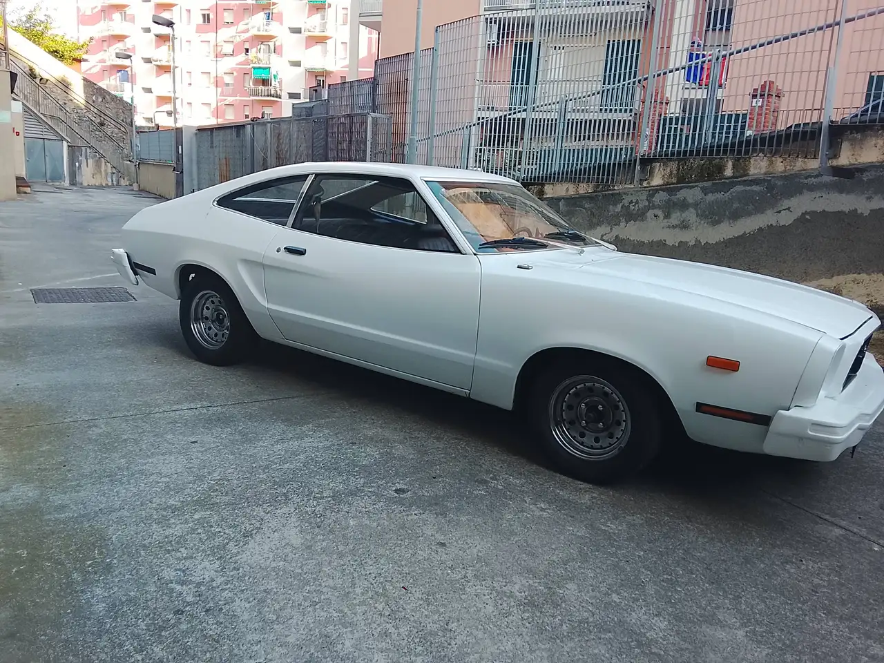 Ford Mustang Mach1, foto 2