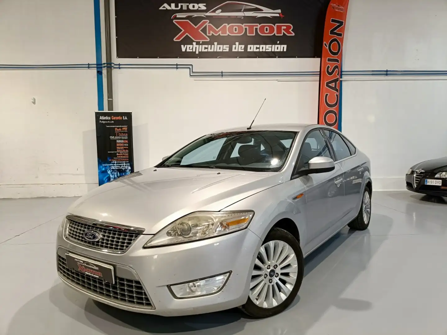 Ford Mondeo 2.0TDCi Titanium Gris - 1