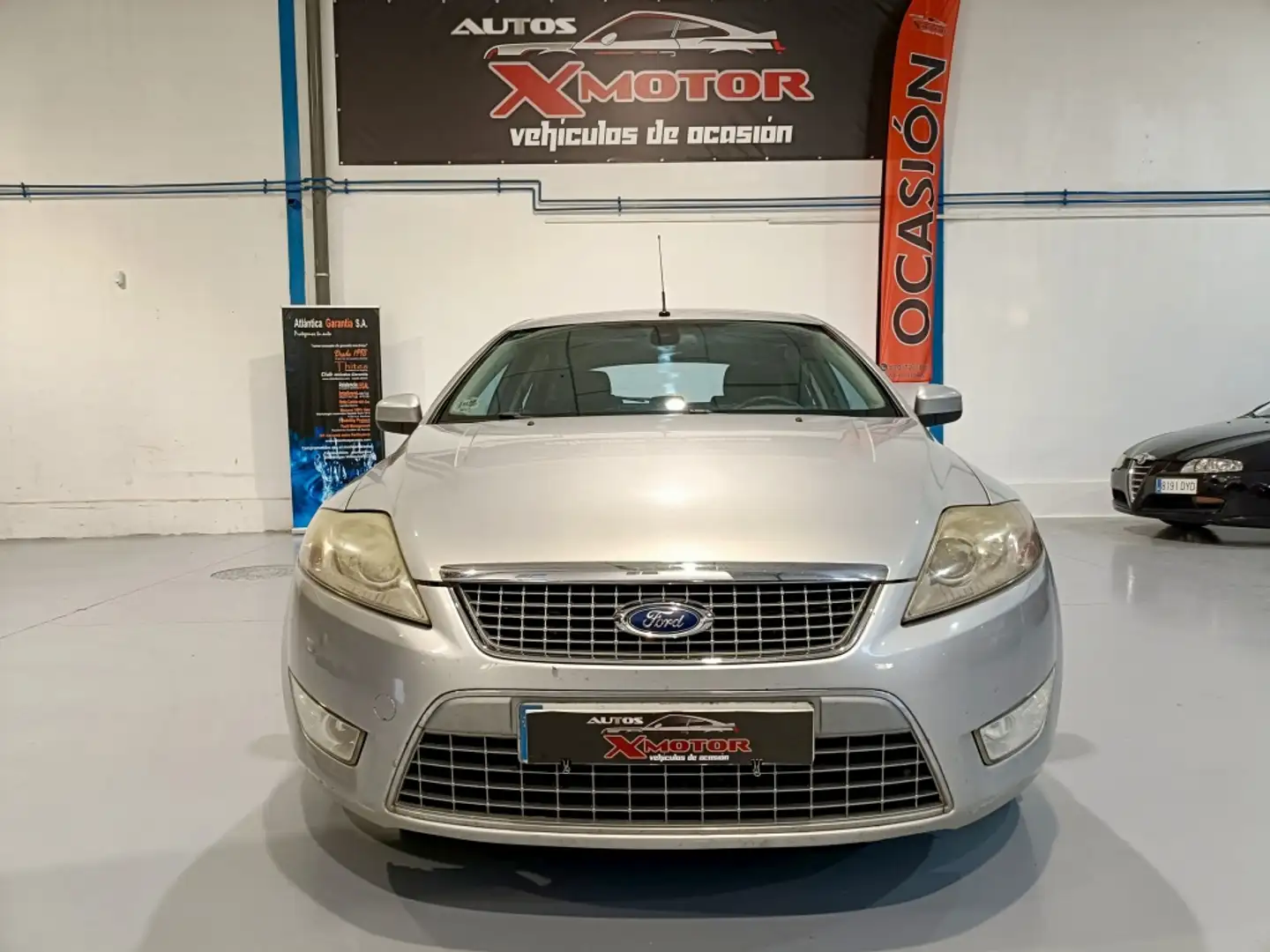 Ford Mondeo 2.0TDCi Titanium Gris - 2