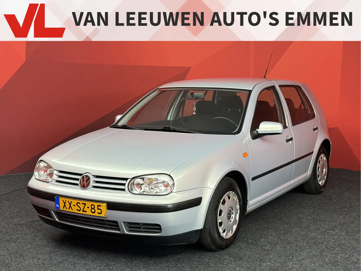 Volkswagen Golf 1.6 | Nieuw Binnen! | Automaat | Trekhaak | Zo Mee Grijs - 1