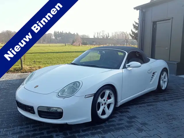 Porsche Boxster 987 2.7 245pk 2006 YOUNGTIMER motor rookt en tikt