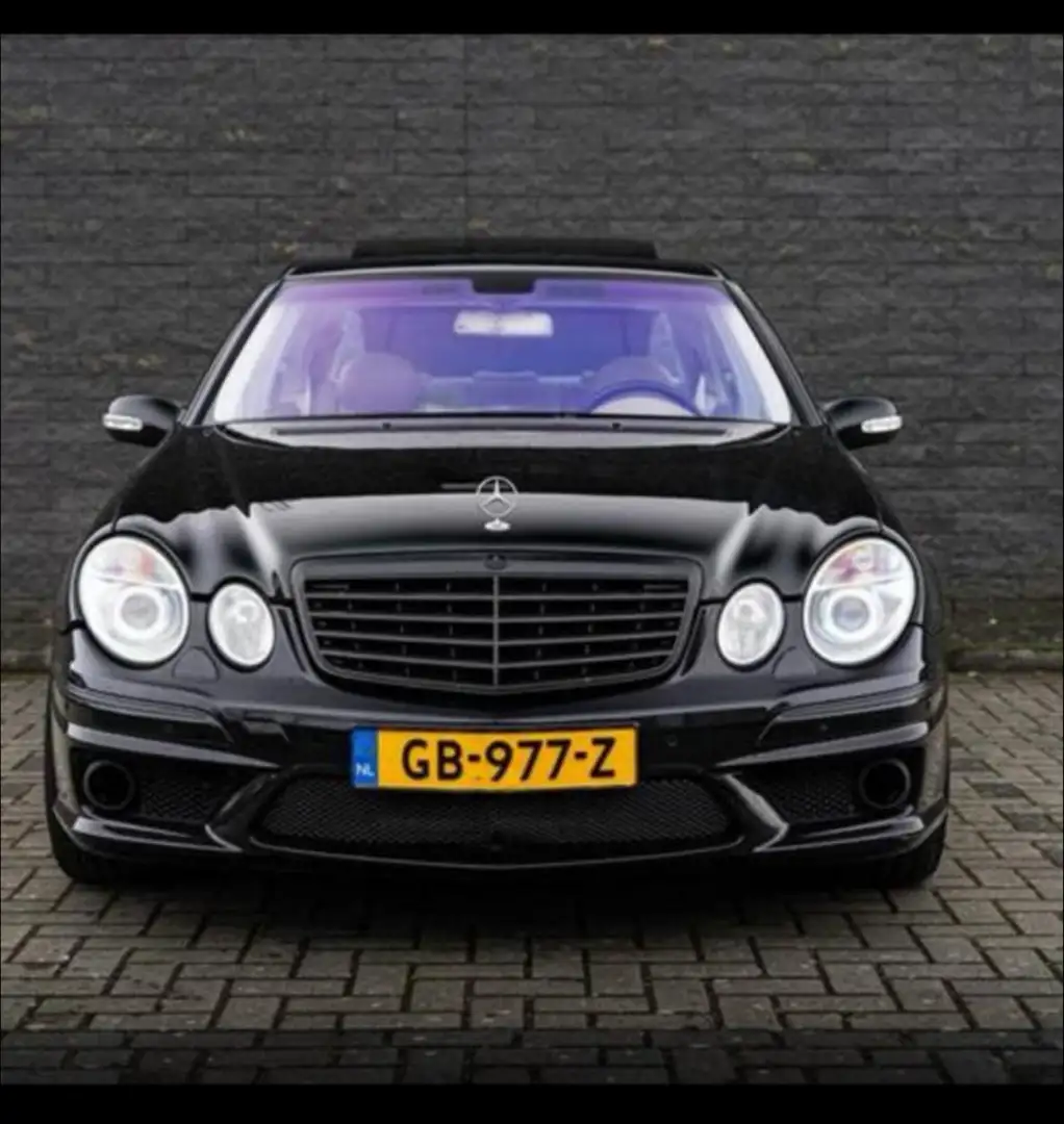 Mercedes-Benz E 500 Elegance Negro - 1