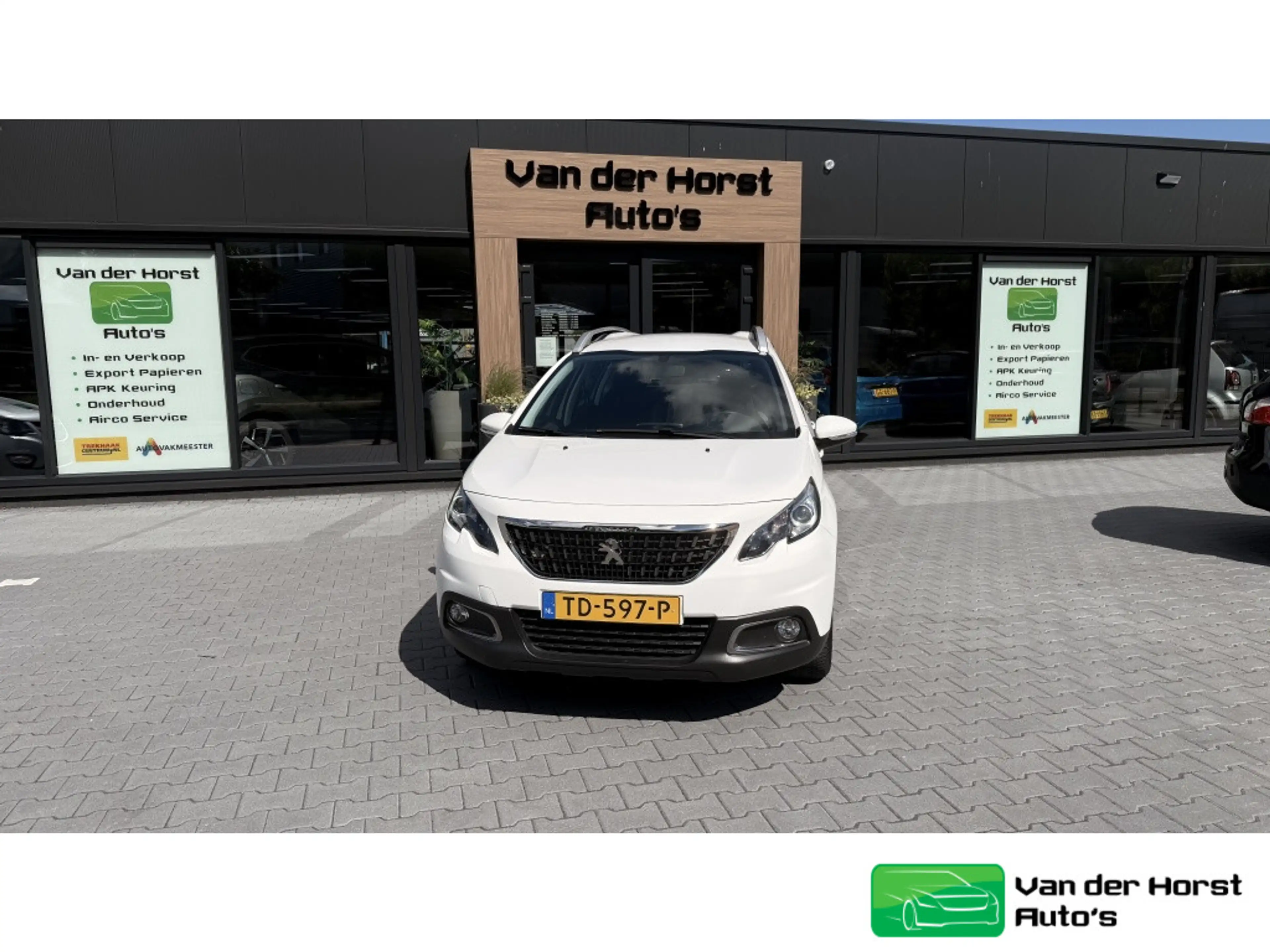 Peugeot 2008 1.2 PureT. Blue Lion nw distributie