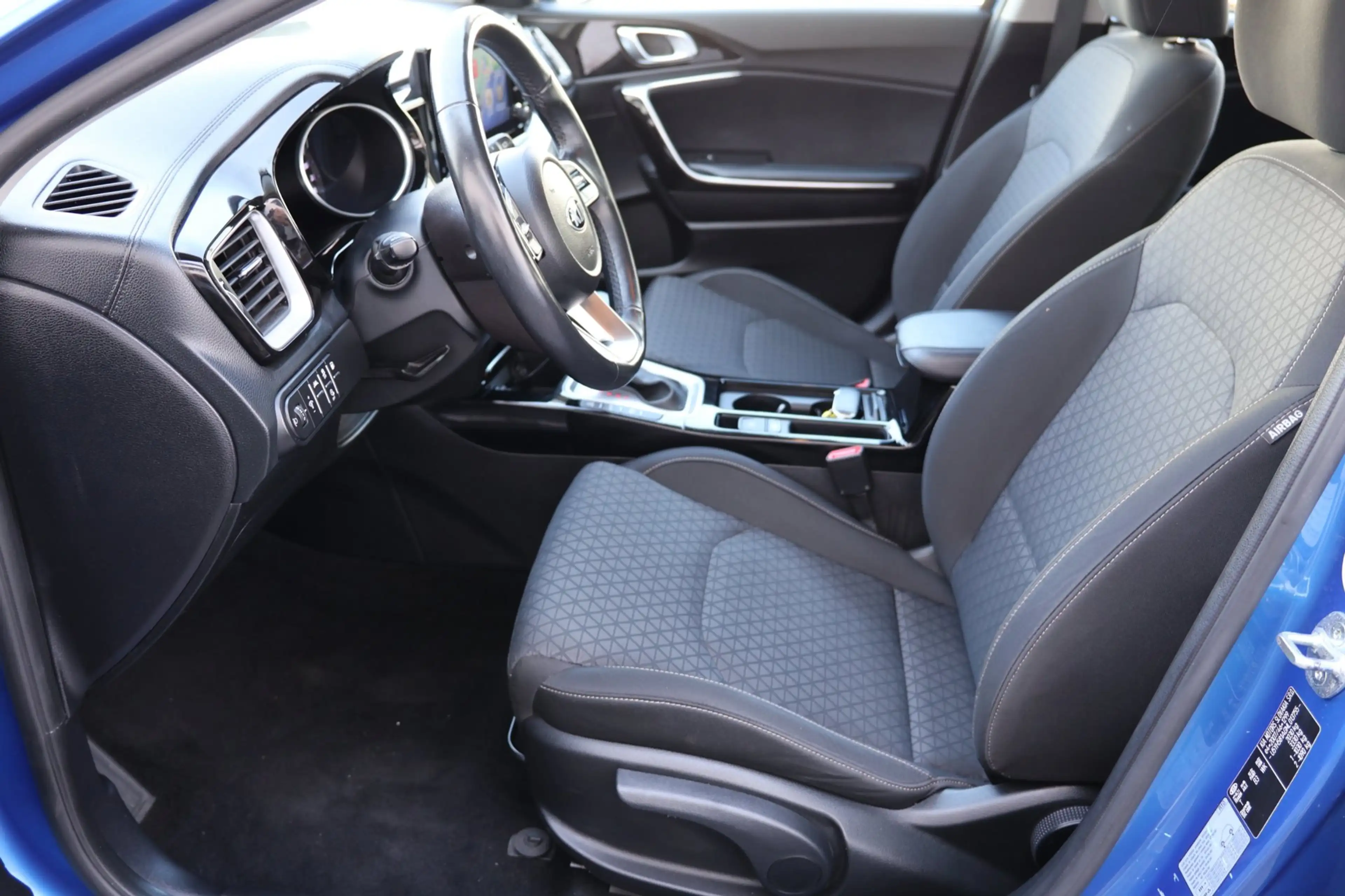 Kia Ceed SW / cee'd SW Sportswagon 1.6 GDI PHEV DynamicPlusLine BTW — photo 7