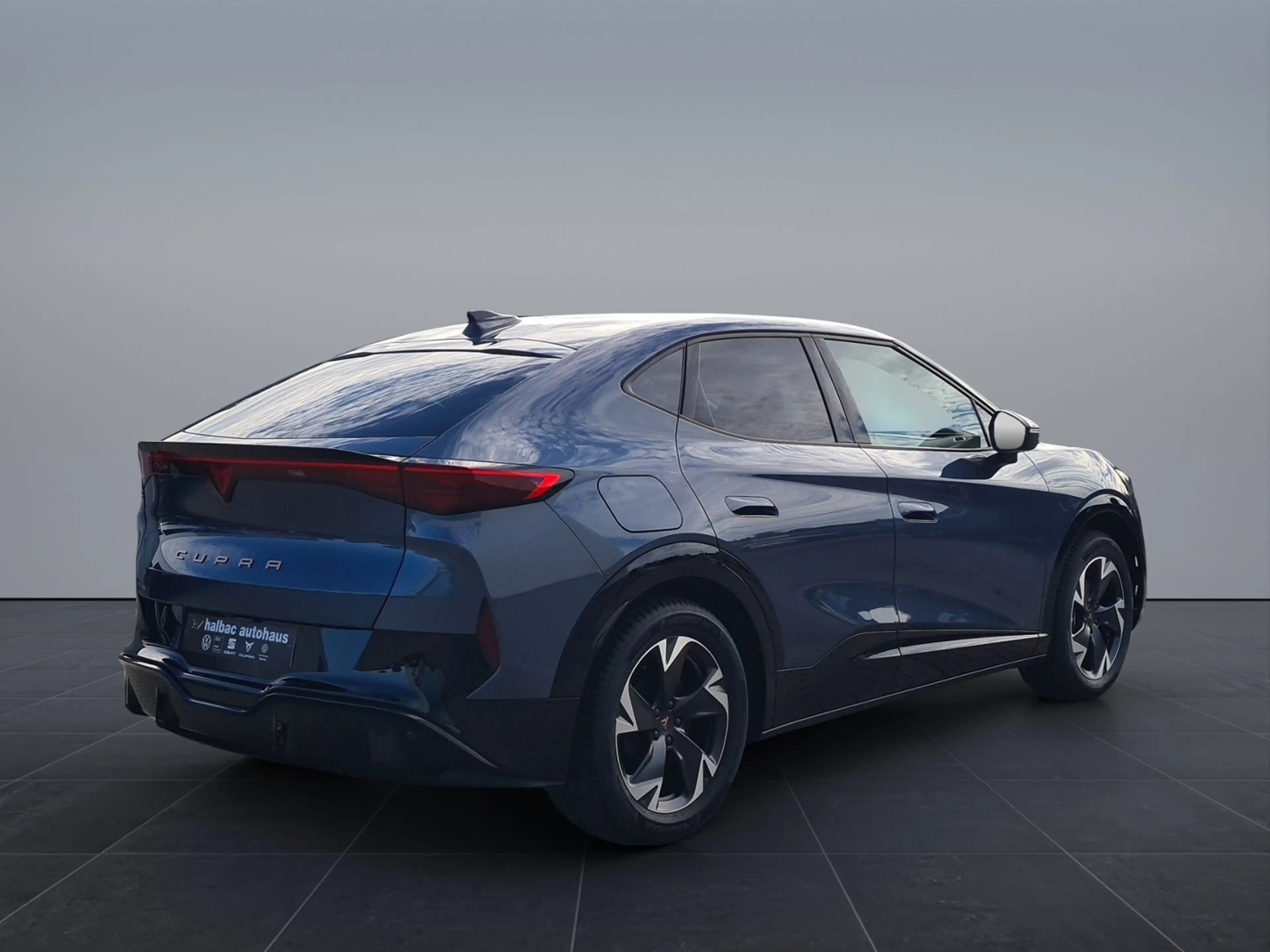 CUPRA Tavascan 77 kWh Endurance+AHK+WÄRMEP+NAVI+LED+SHZ+PDC — photo 7
