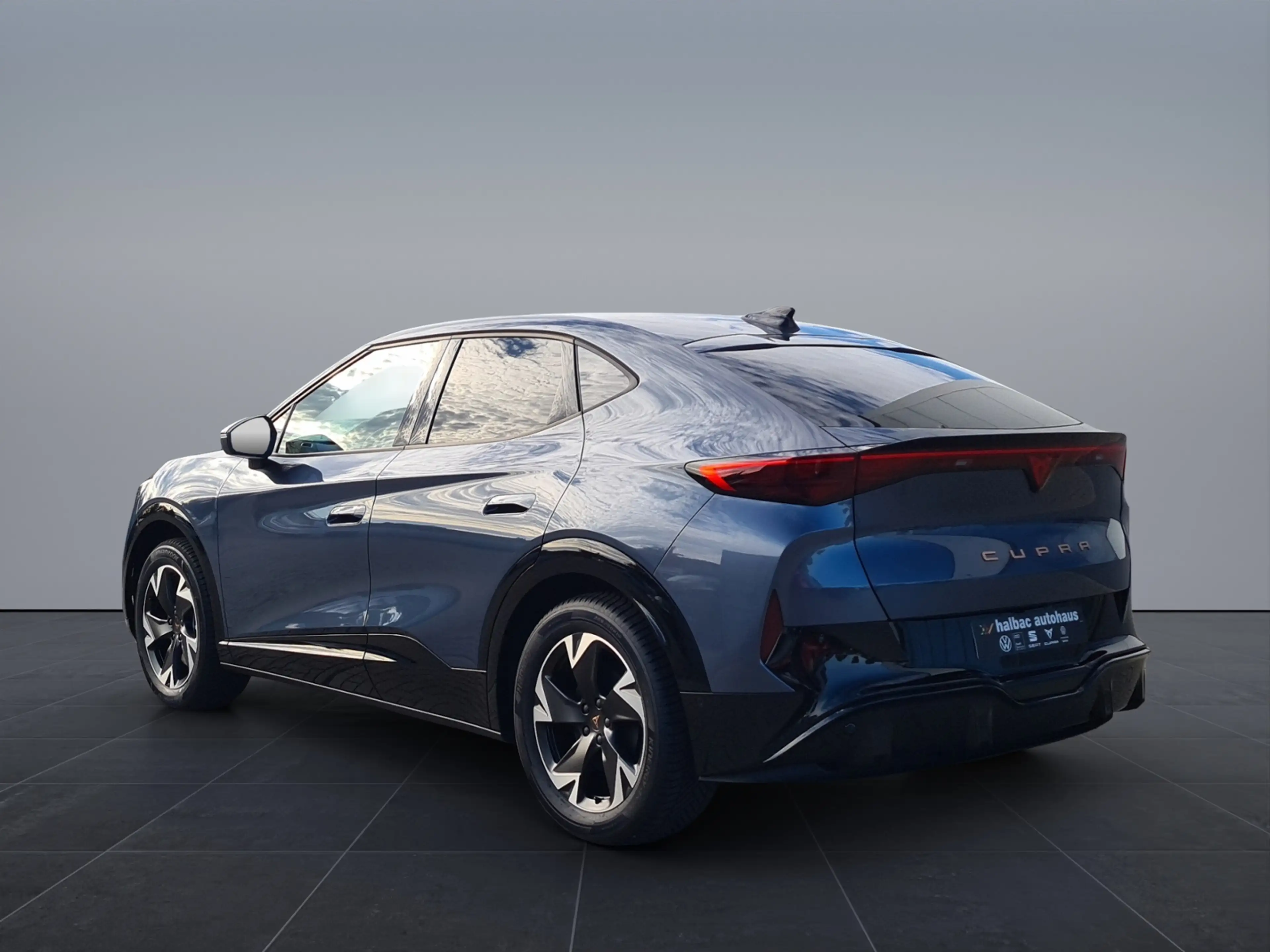 CUPRA Tavascan 77 kWh Endurance+AHK+WÄRMEP+NAVI+LED+SHZ+PDC — photo 5
