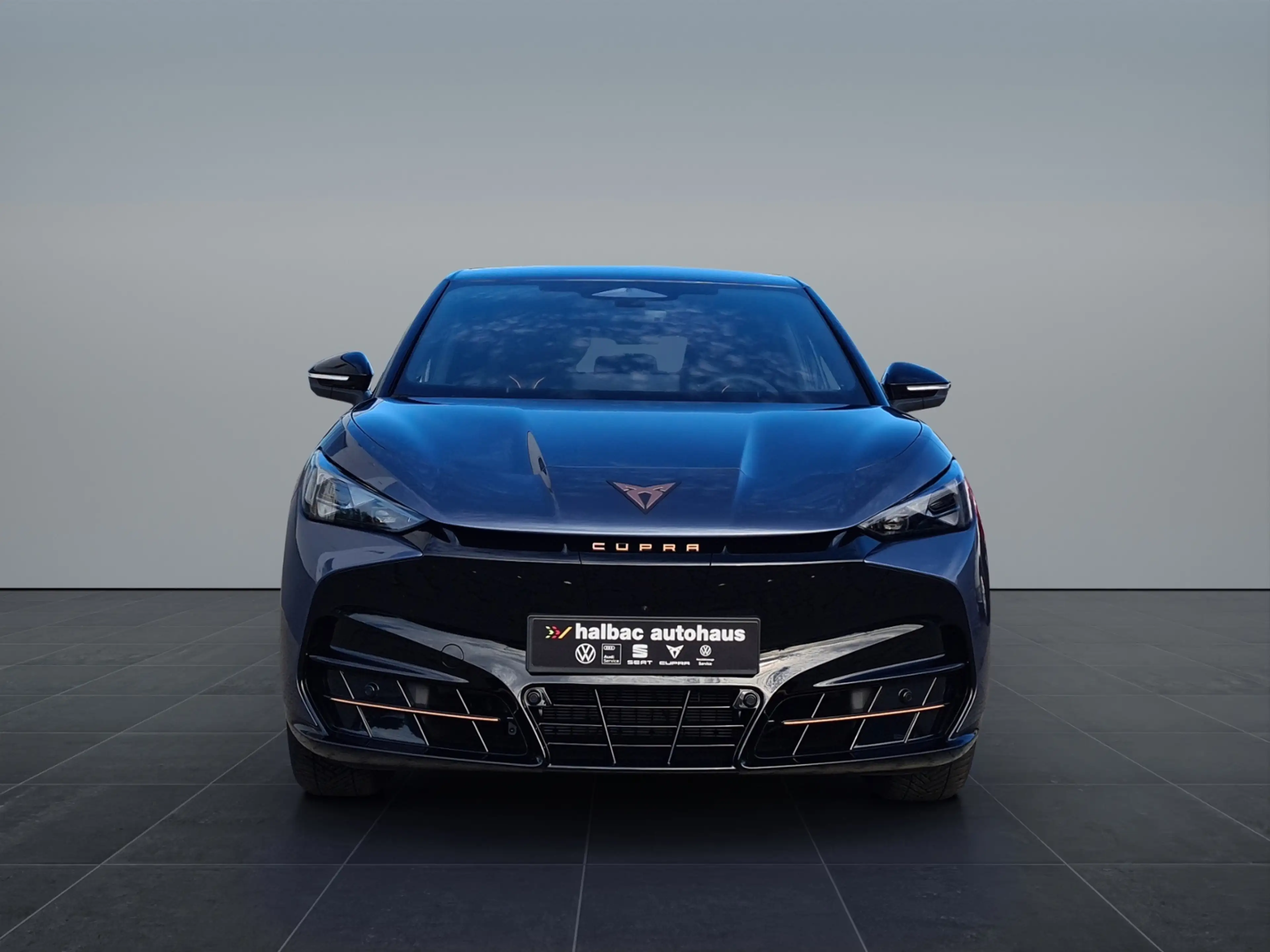 CUPRA Tavascan 77 kWh Endurance+AHK+WÄRMEP+NAVI+LED+SHZ+PDC — photo 3