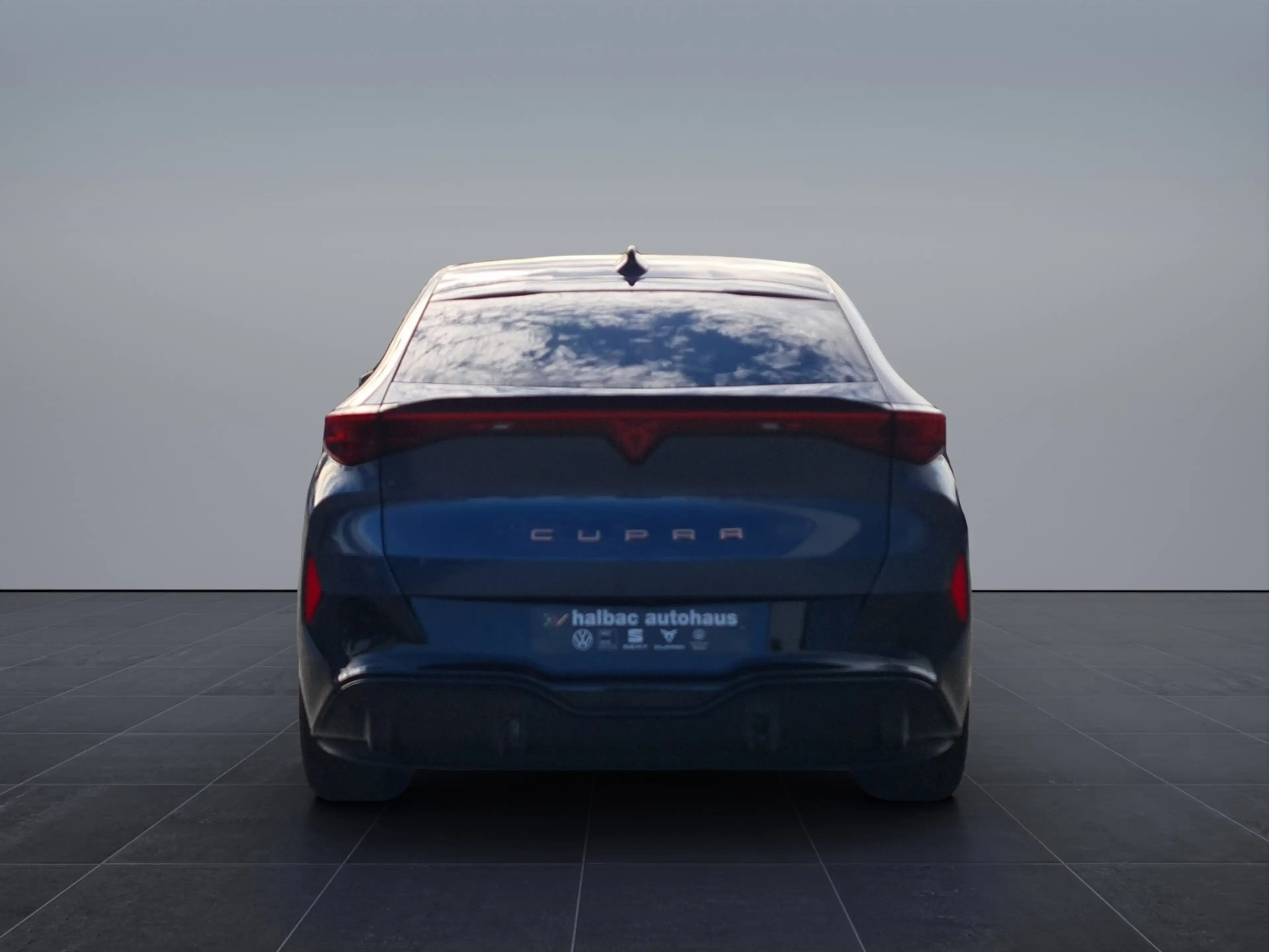 CUPRA Tavascan 77 kWh Endurance+AHK+WÄRMEP+NAVI+LED+SHZ+PDC — photo 6