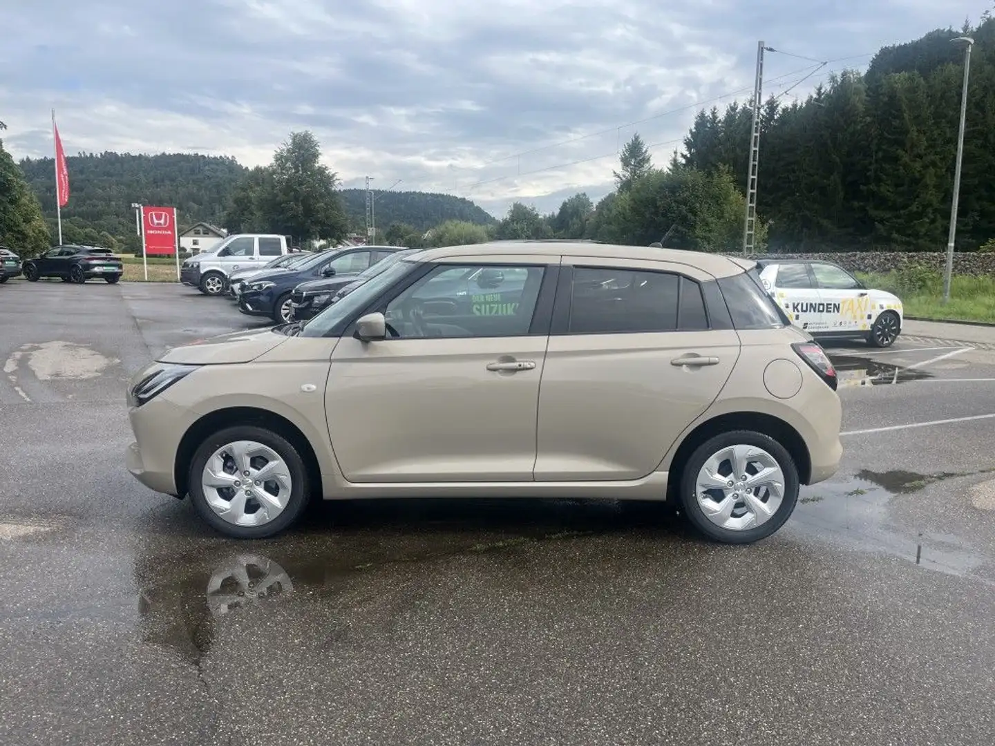 Suzuki Swift 1.2 Hybrid Allgrip MT Comfort Beige - 2