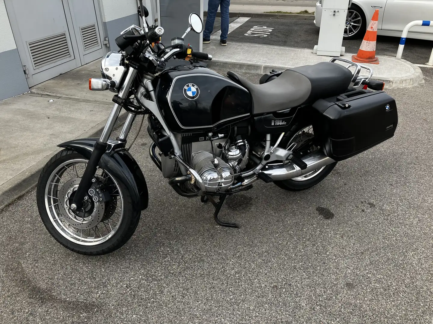 BMW R 100 R Negro - 2