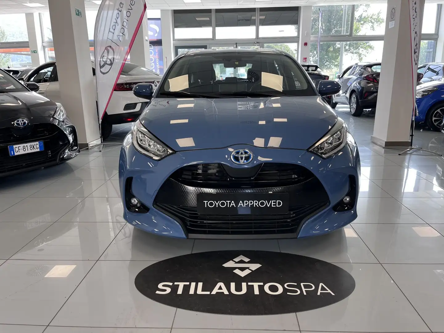 Toyota Yaris 1.5 Hybrid 5 porte Trend Blu/Azzurro - 2