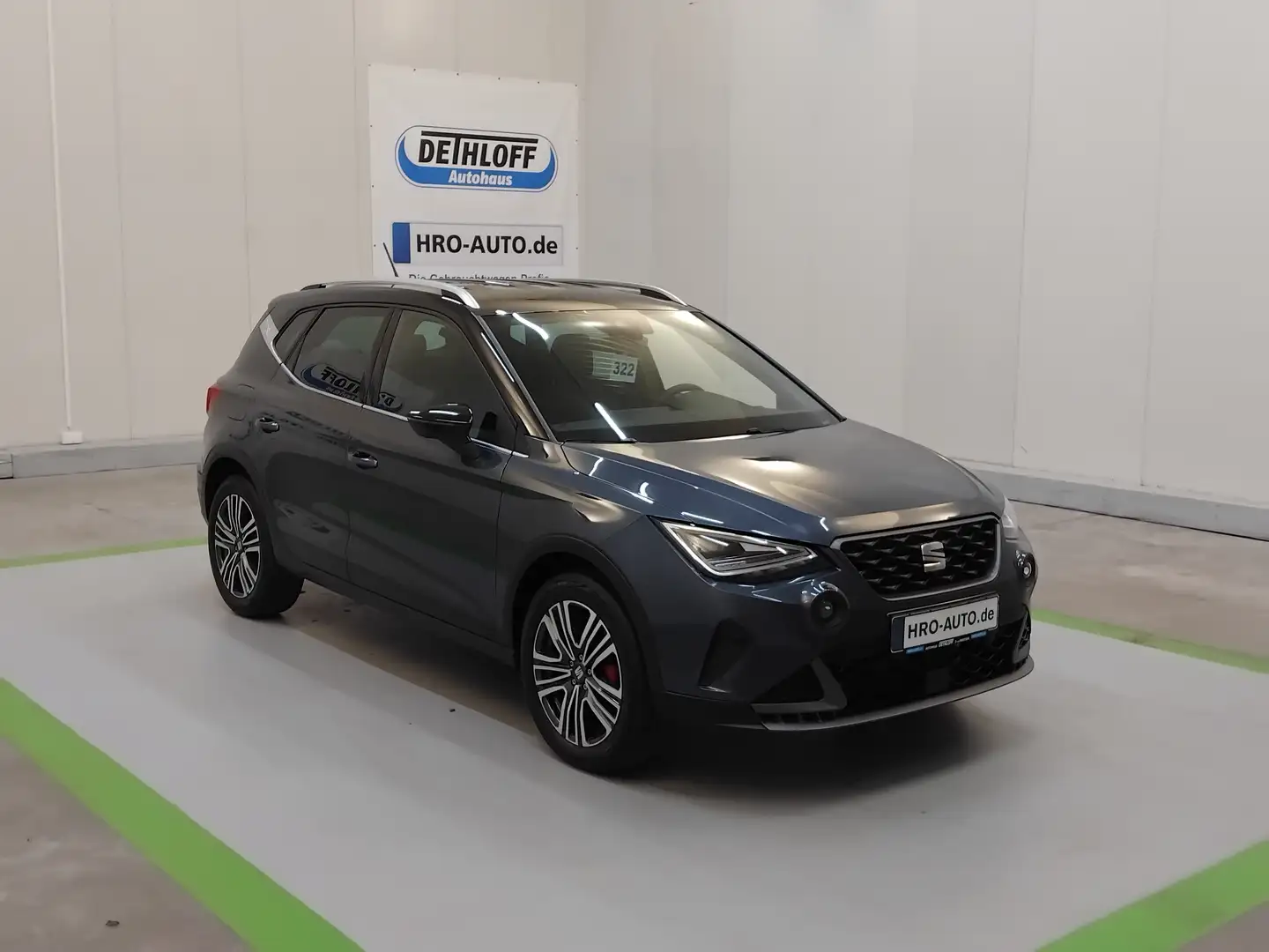 SEAT Arona 1.0 TSI FR Gris - 1