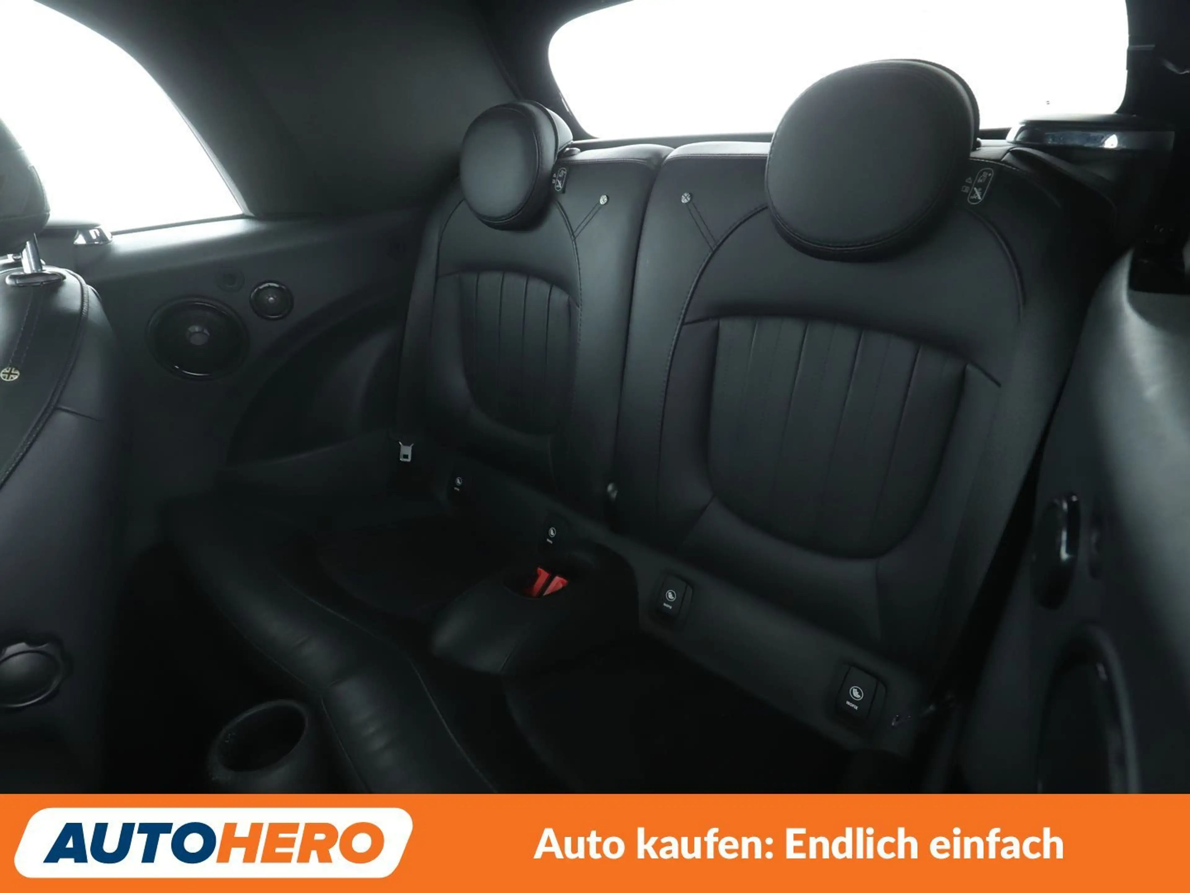 MINI John Cooper Works Cabrio John Cooper Works Aut.*LED*NAVI*TEMPO*PDC*KLIMA* — photo 14