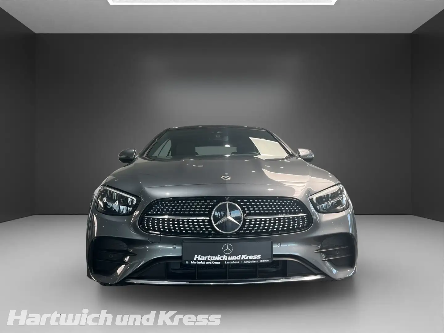 Mercedes-Benz E 300 E 300 AMG Line +Pano+Burmester+Memory+Totwinkel+ Сірий - 2