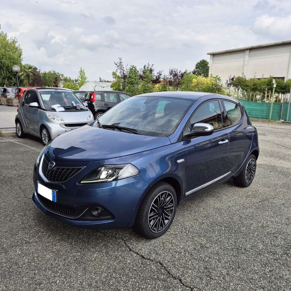 Lancia Ypsilon Ypsilon 1.0 FireFly 5 porte S&S Hybrid Gold Plus