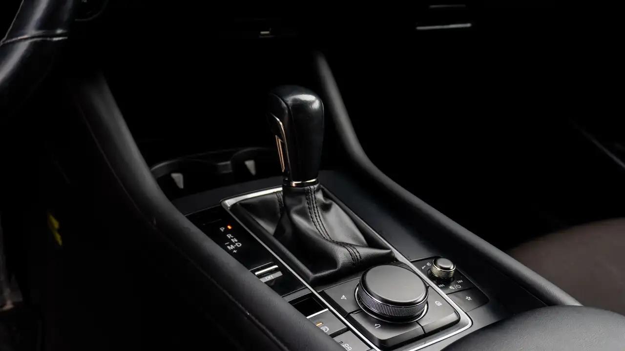 Mazda 3 снимка Mazda 3