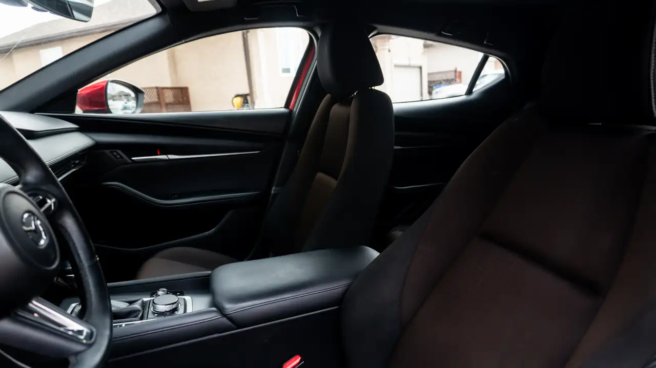 Mazda 3 снимка Mazda 3