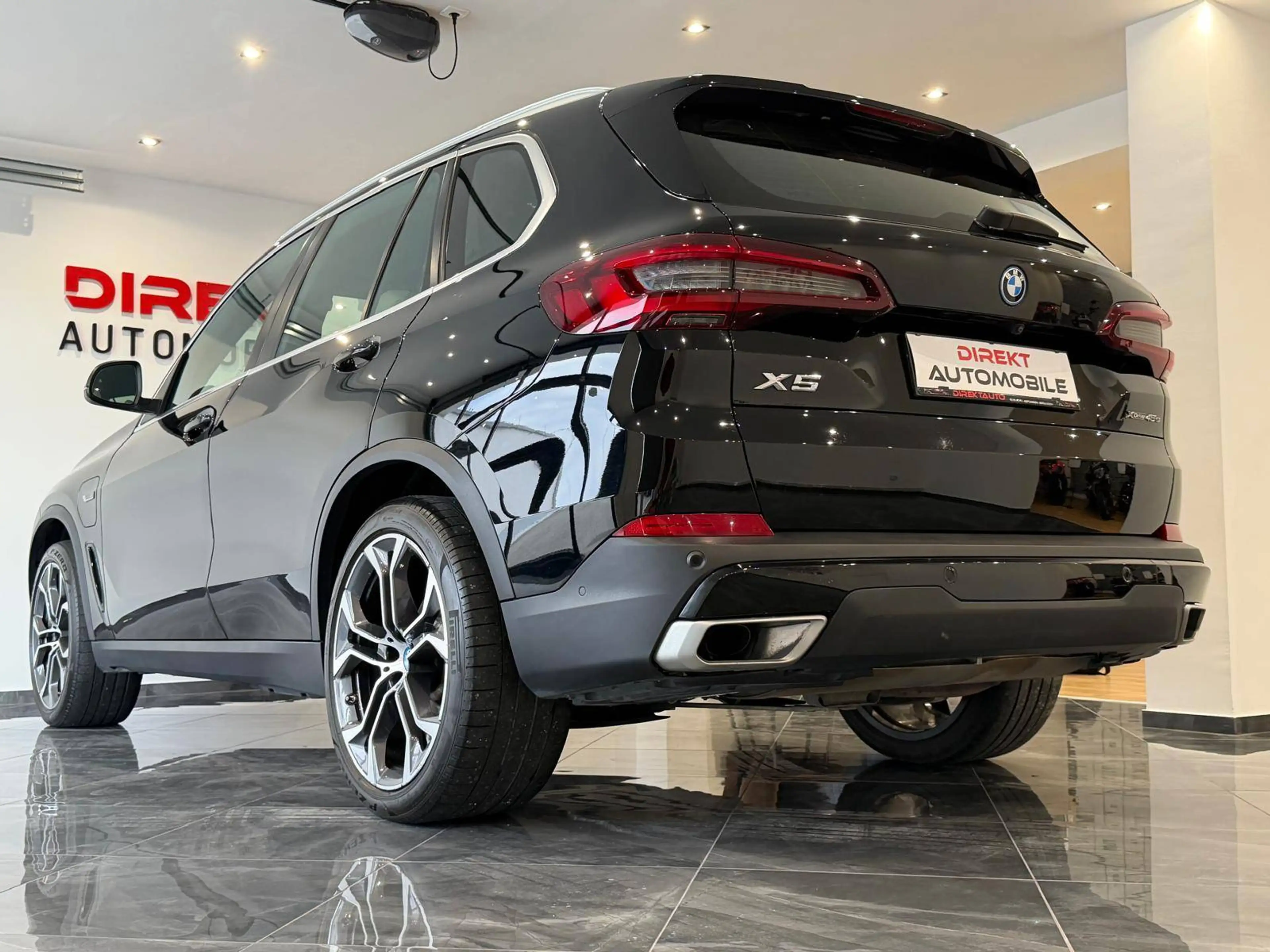 BMW X5 xDrive 45 e — photo 9
