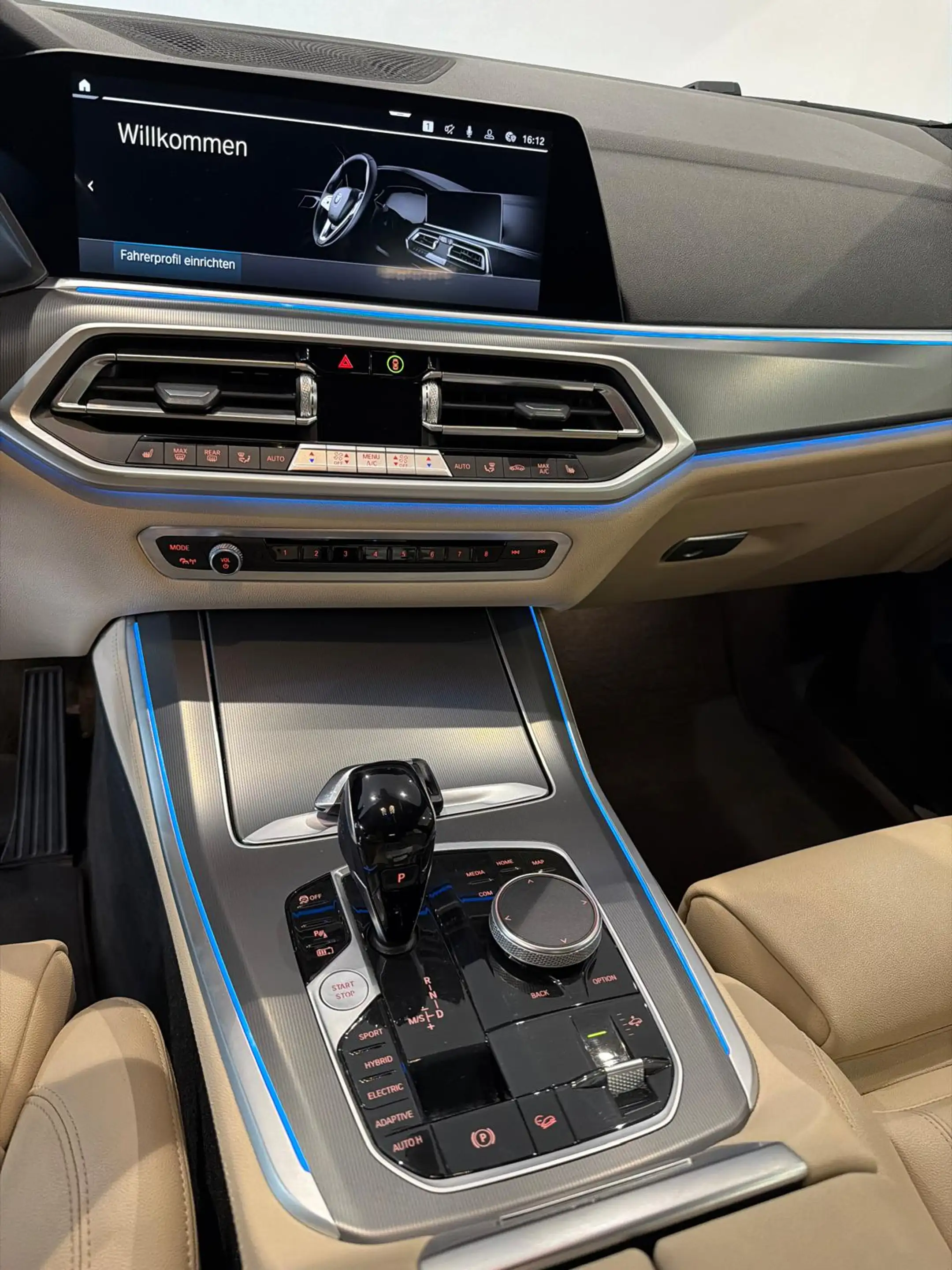 BMW X5 xDrive 45 e — photo 15