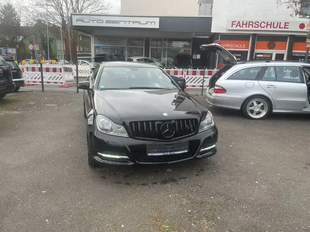 Mercedes-Benz C 350 Coupe CGI, Automatik, 19 Zoll, Memory, Navi,