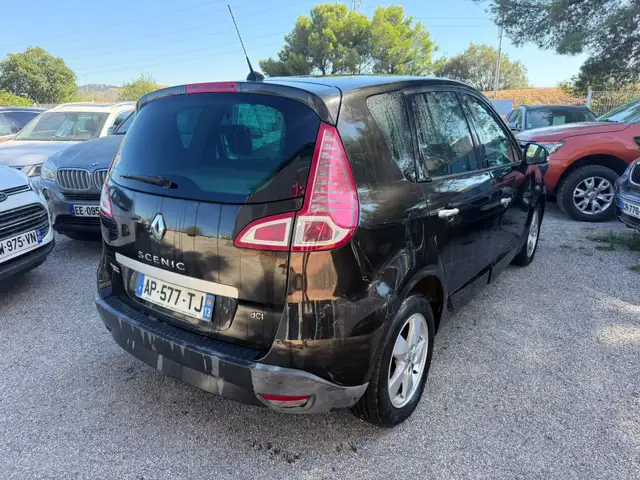Renault Scenic view 5