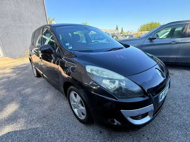 Renault Scenic view 6
