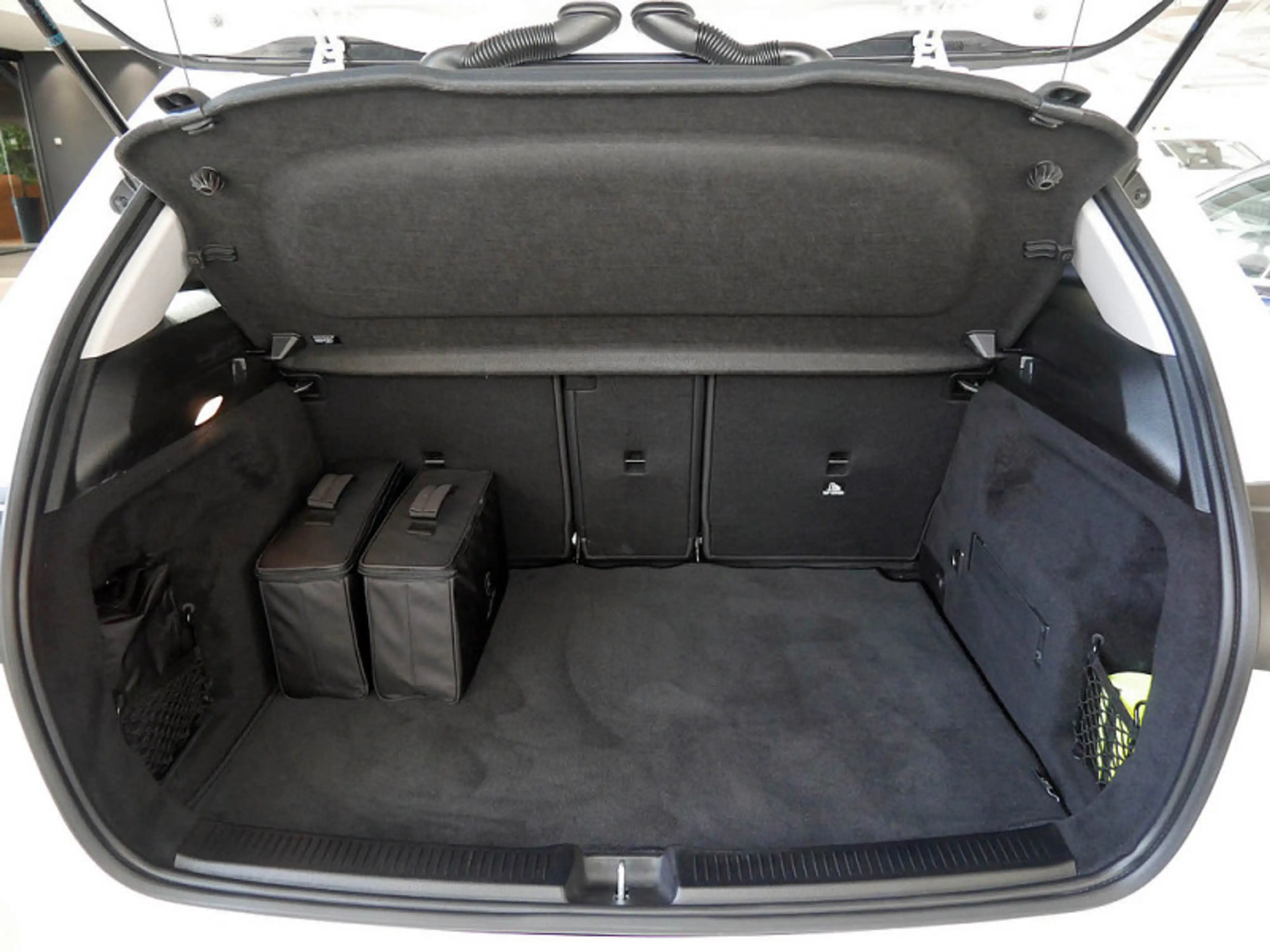 Mercedes-Benz B 250 e KAMERA SPUR PDC SHZ — photo 9