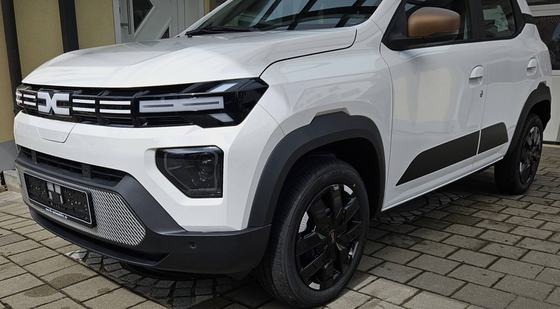 Dacia Spring Extreme electric 100*NAVI*RFK*PDC VORNE+HINTEN*POWER-PAKET*CITY-PAKET+++ — photo 9