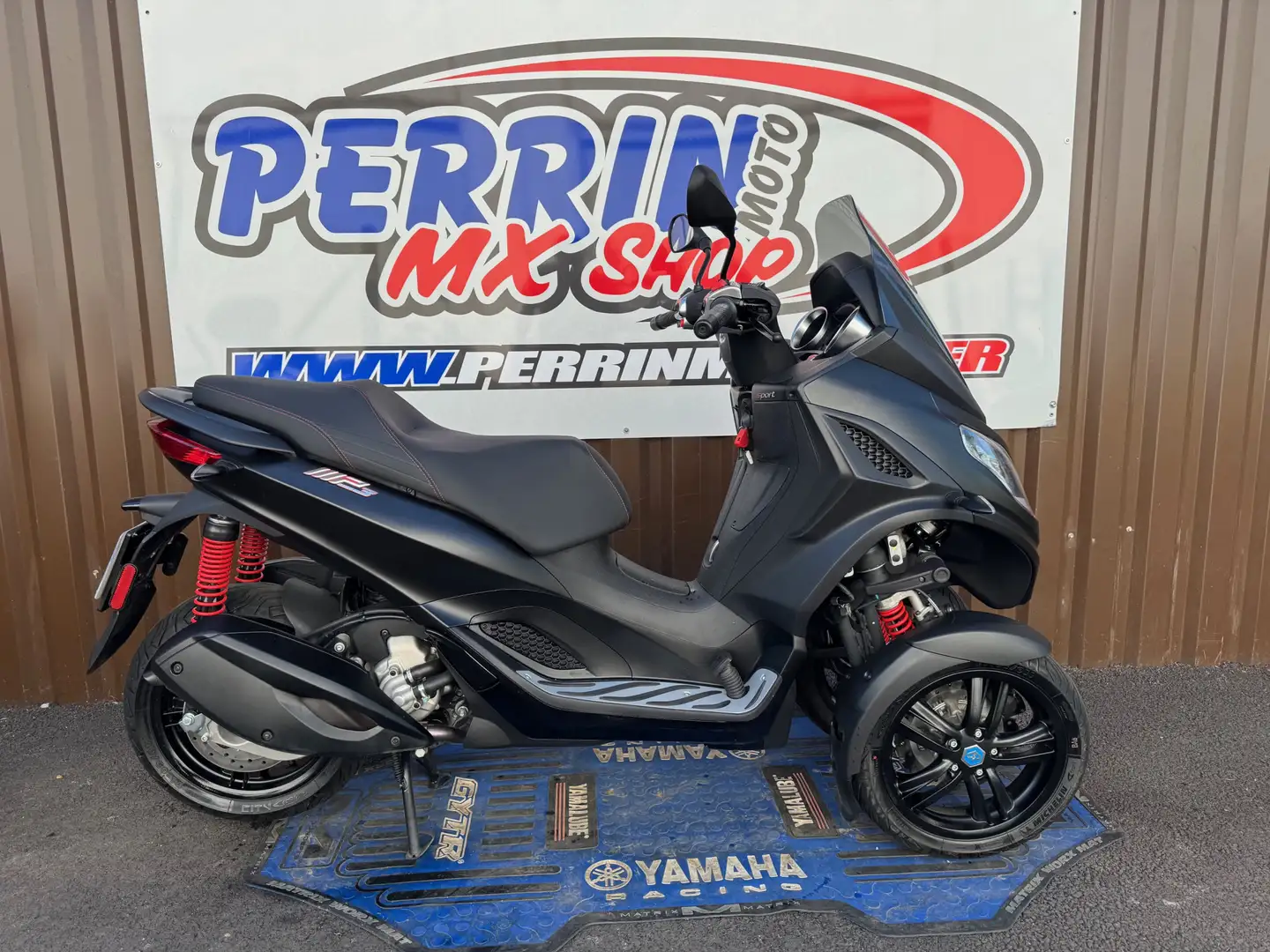Piaggio MP3 300 - 1