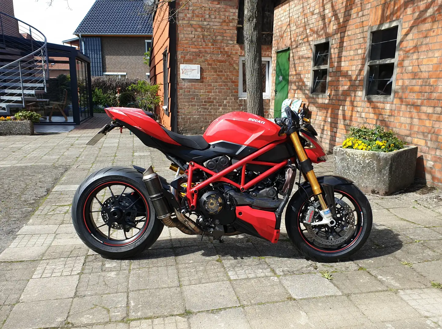 Ducati Streetfighter 1098 S Red - 1