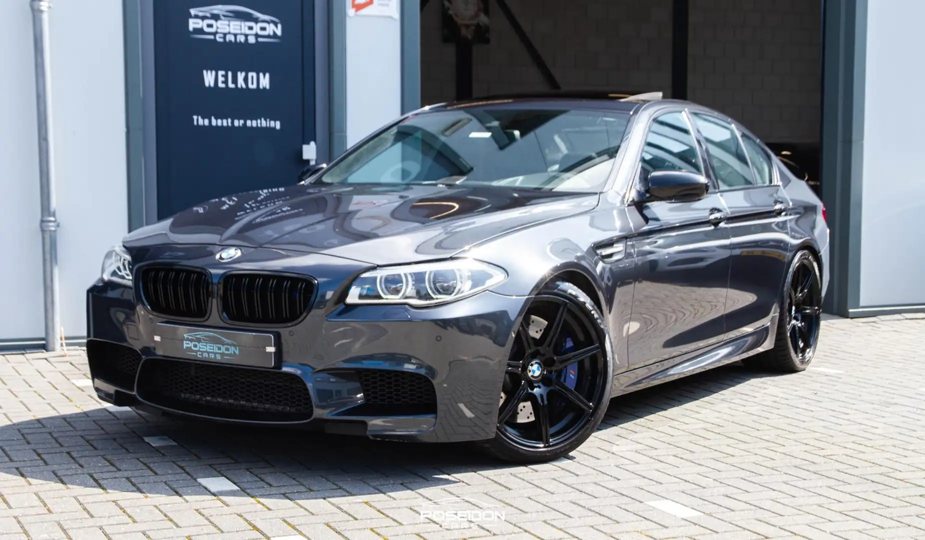 BMW M5 5-serie Competition Package SCHUIFDAK | B&O | ALCA Grijs - 2
